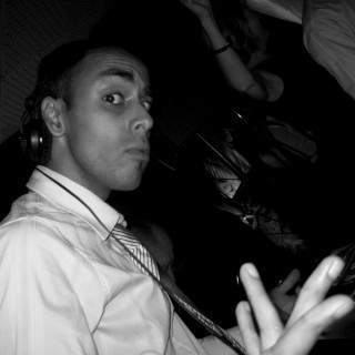 DJDazzee