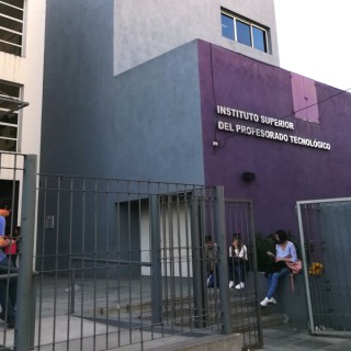 Una primera aproximación a la institución