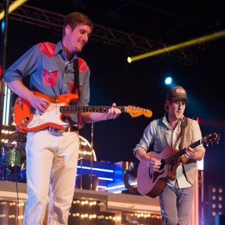 MIKE CURB  COLLEGE OF ENTERTAINMENT  AND MUSIC BUSINESS  (CEMB)